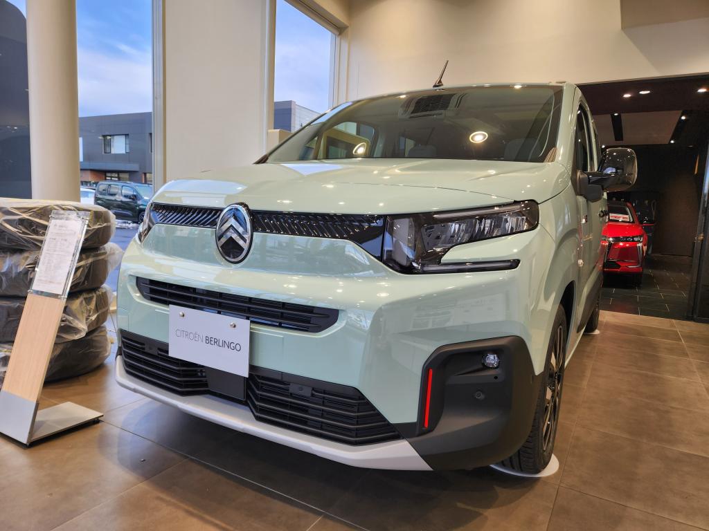 【ベルランゴ アクアグリーン アンコールフェア実施中】