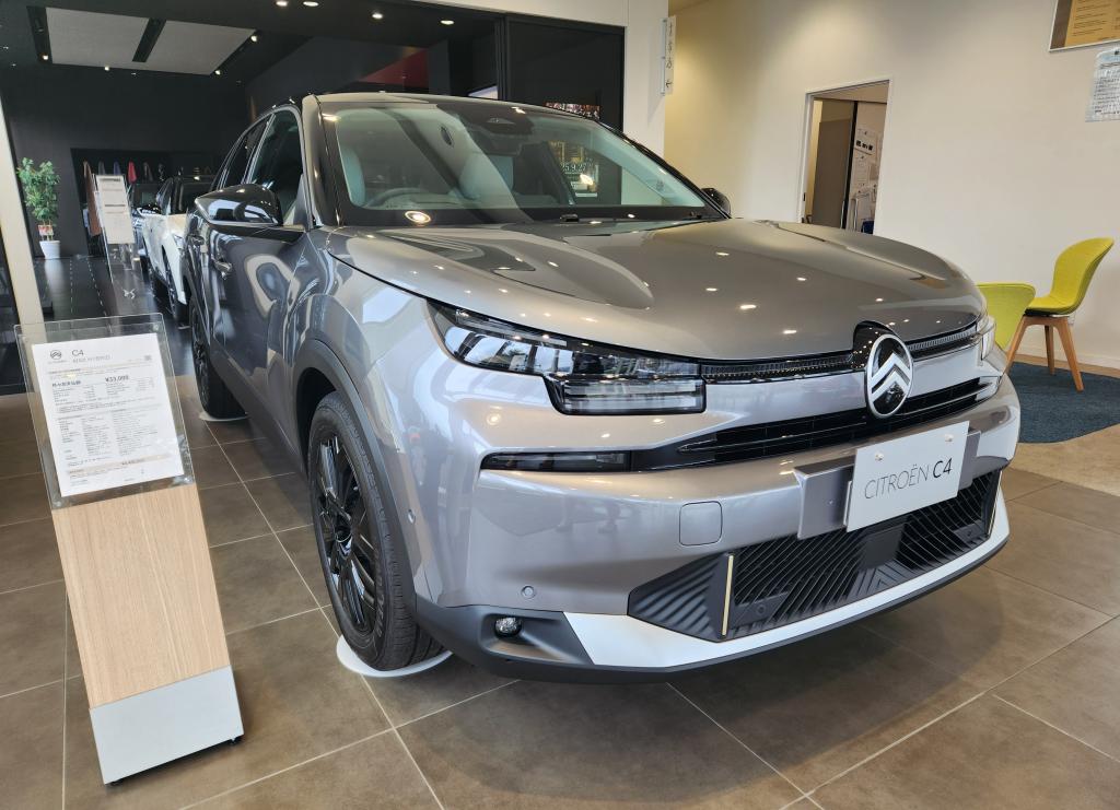 【現車展示中】NEW C4 HYBRID Edition Lumièreデビュー